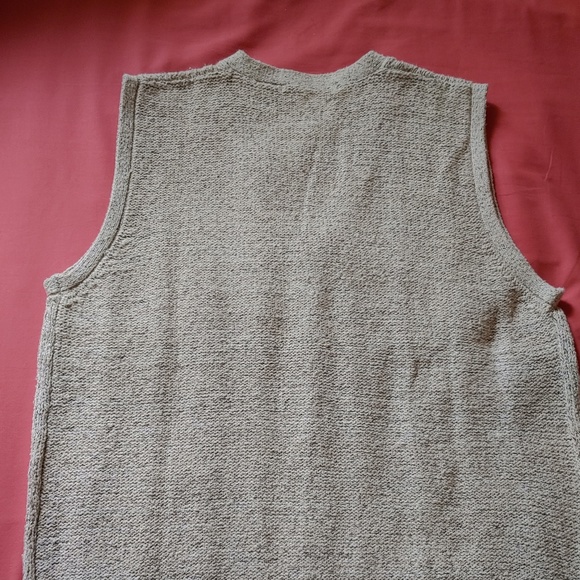 Perry Ellis Sweater Vest - Picture 6 of 7